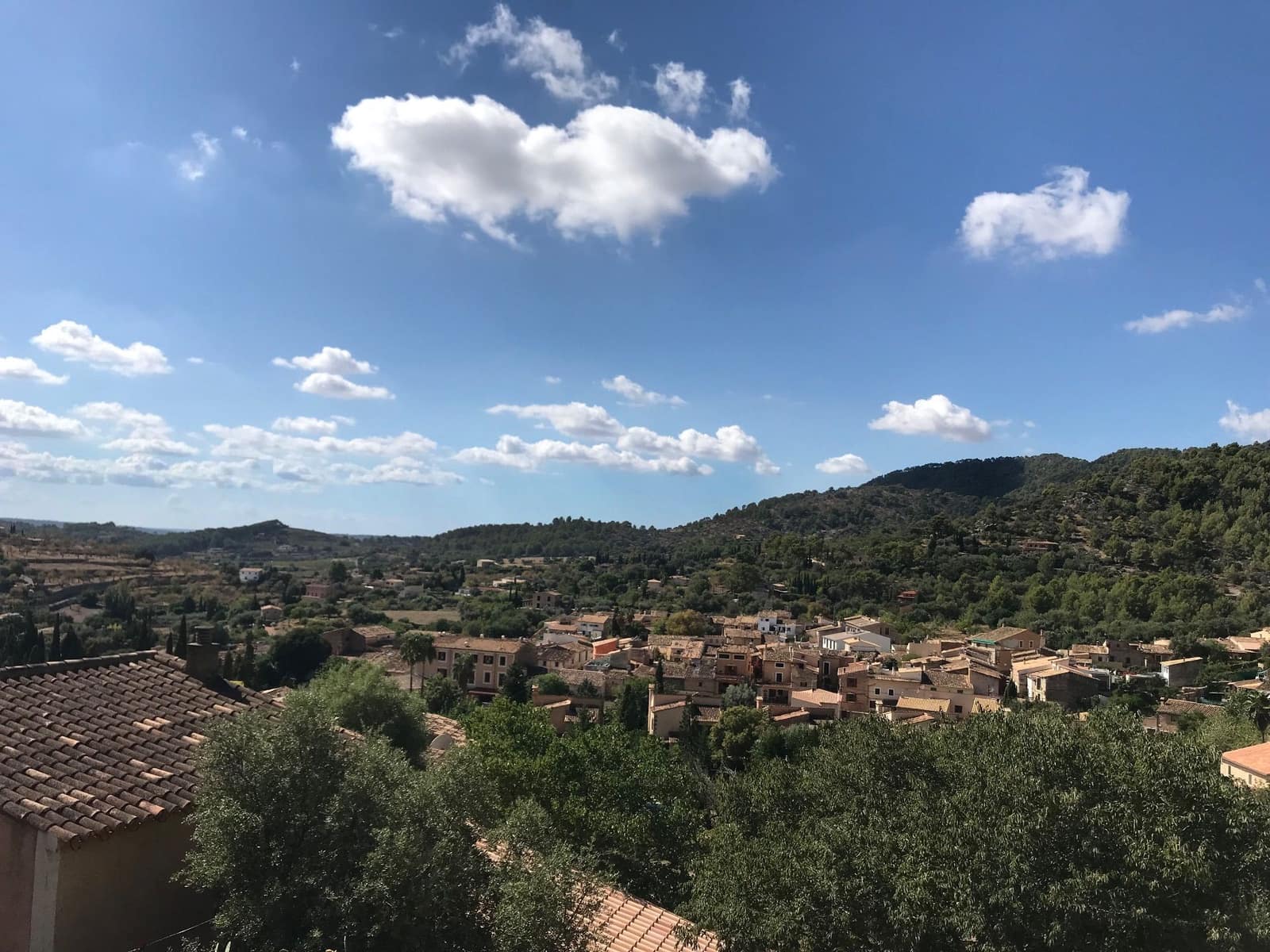 3 soveværelse Villa til salg i Alaro med garage - € 675.000 (Ref: 7630327)