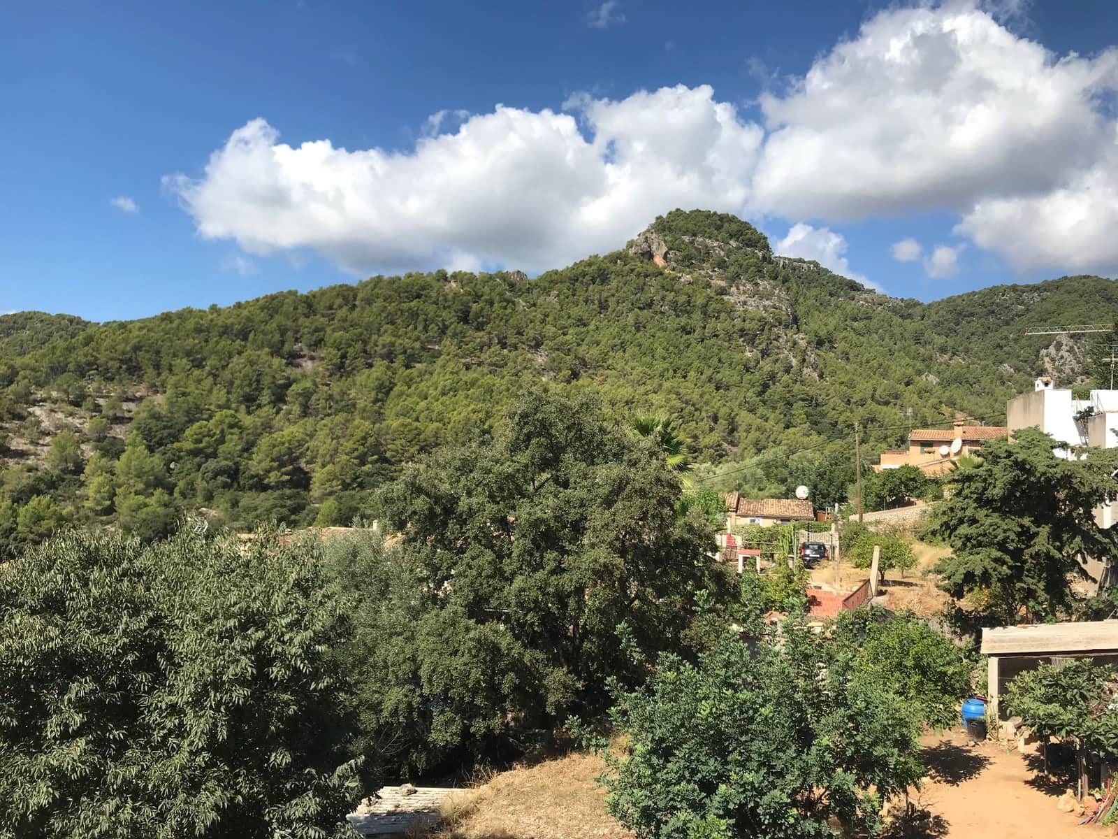 3 soveværelse Villa til salg i Alaro med garage - € 675.000 (Ref: 7630327)