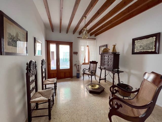 5 bedroom Villa for sale in Alaró with garage - € 894,000 (Ref: 7639639)
