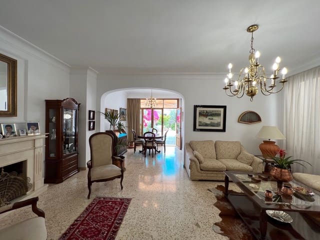 5 bedroom Villa for sale in Alaró with garage - € 894,000 (Ref: 7639639)