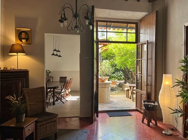 8 bedroom Villa for sale in Alaró - € 1,490,000 (Ref: 7720227)