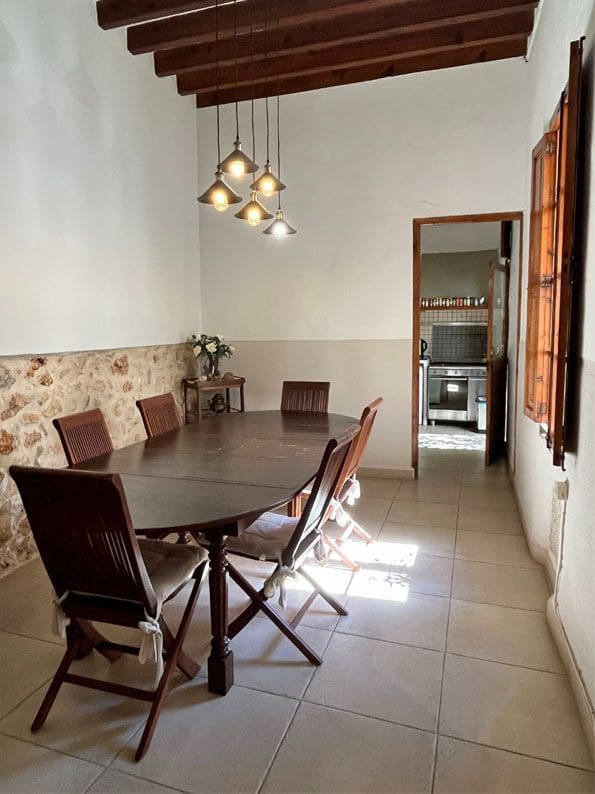 8 soveværelse Villa til salg i Alaro - € 1.490.000 (Ref: 7720227)