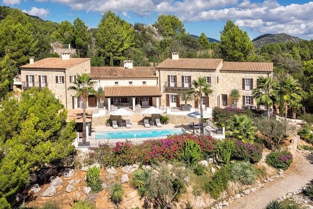 6 sovrum Villa till salu i Santa Maria del Cami med pool garage - 6 800 000 € (Ref: 7742930)