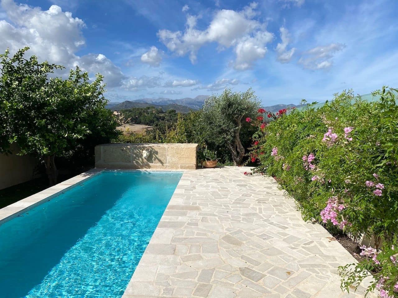 3 soveværelse Villa til salg i Llubi med swimmingpool garage - € 1.320.000 (Ref: 7851595)