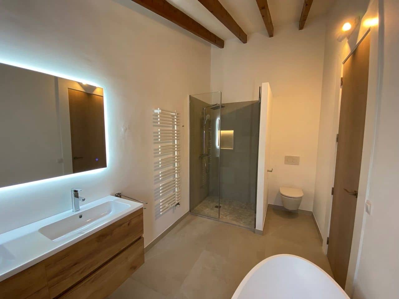 3 soveværelse Villa til salg i Llubi med swimmingpool garage - € 1.320.000 (Ref: 7851595)