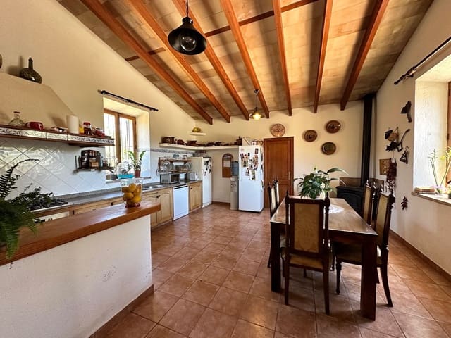 4 soverom Villa til salgs i Binissalem med svømmebasseng garasje - € 1 600 000 (Ref: 8287257)