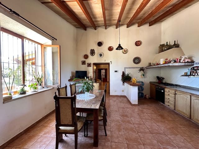 4 soverom Villa til salgs i Binissalem med svømmebasseng garasje - € 1 600 000 (Ref: 8287257)