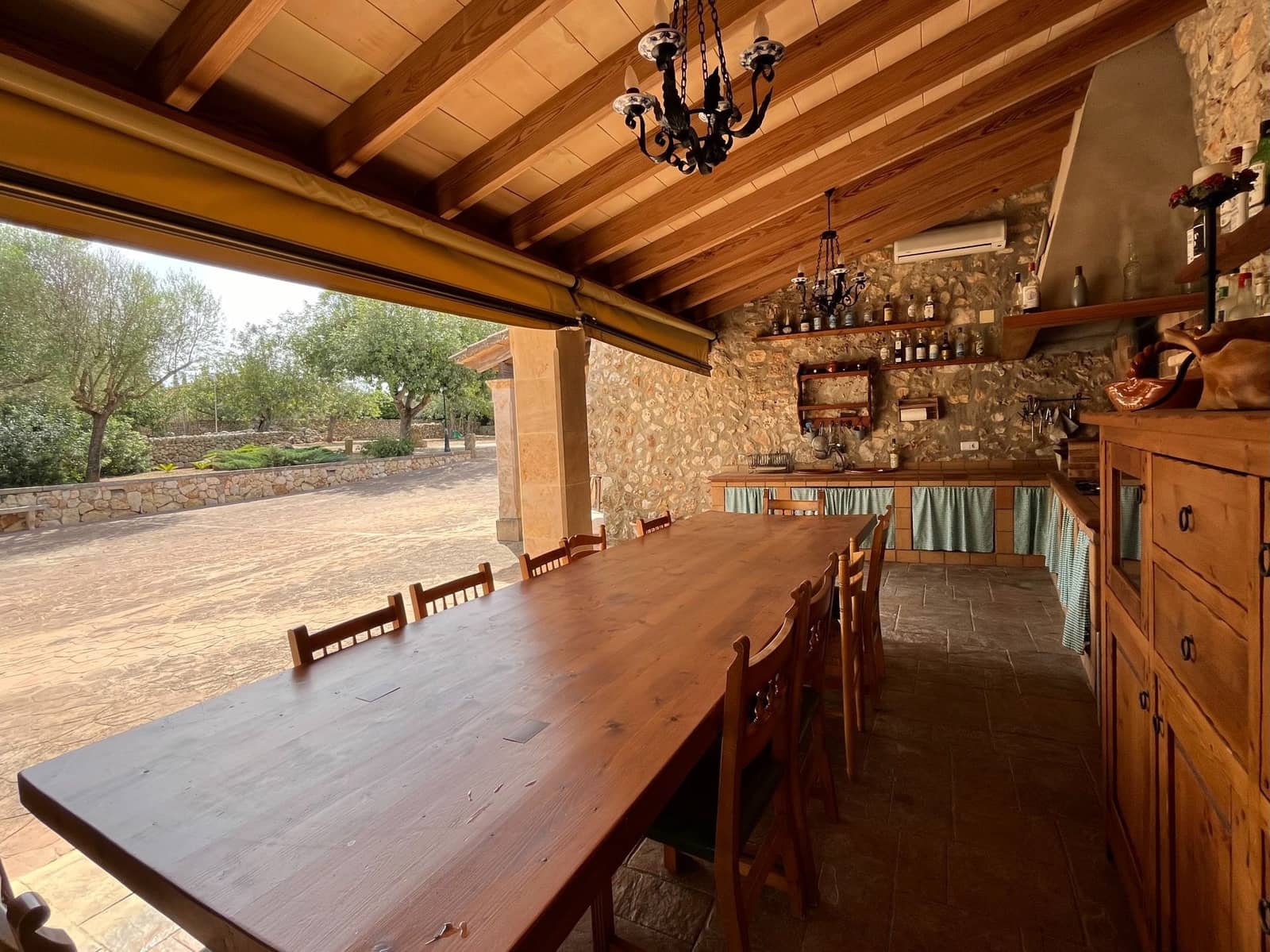 Chalet de 5 habitaciones en Sencelles en venta con piscina - 1.195.000 € (Ref: 8334503)