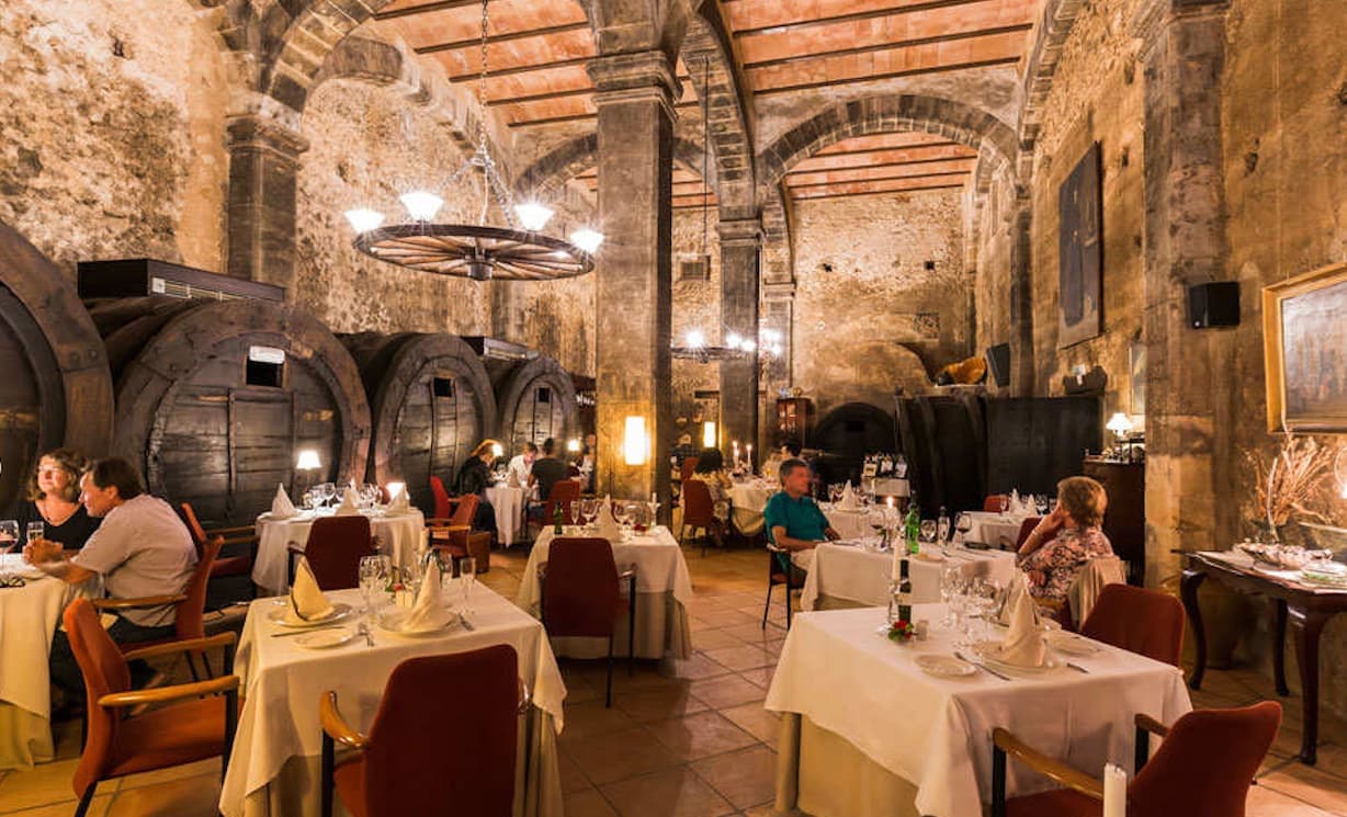 2 slaapkamer Appartement te koop in Santa Maria del Cami met zwembad - € 815.000 (Ref: 8411269)