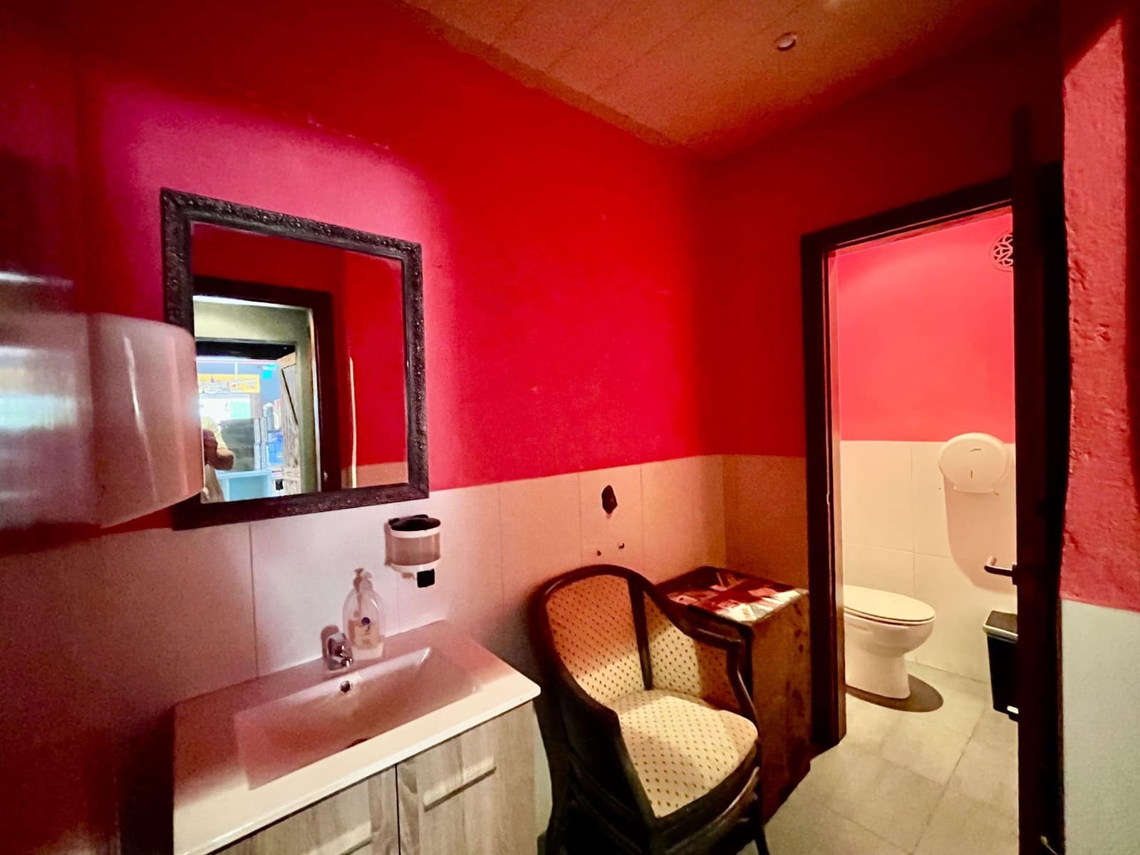 Erhverv til salg i Binissalem - € 345.000 (Ref: 8448075)