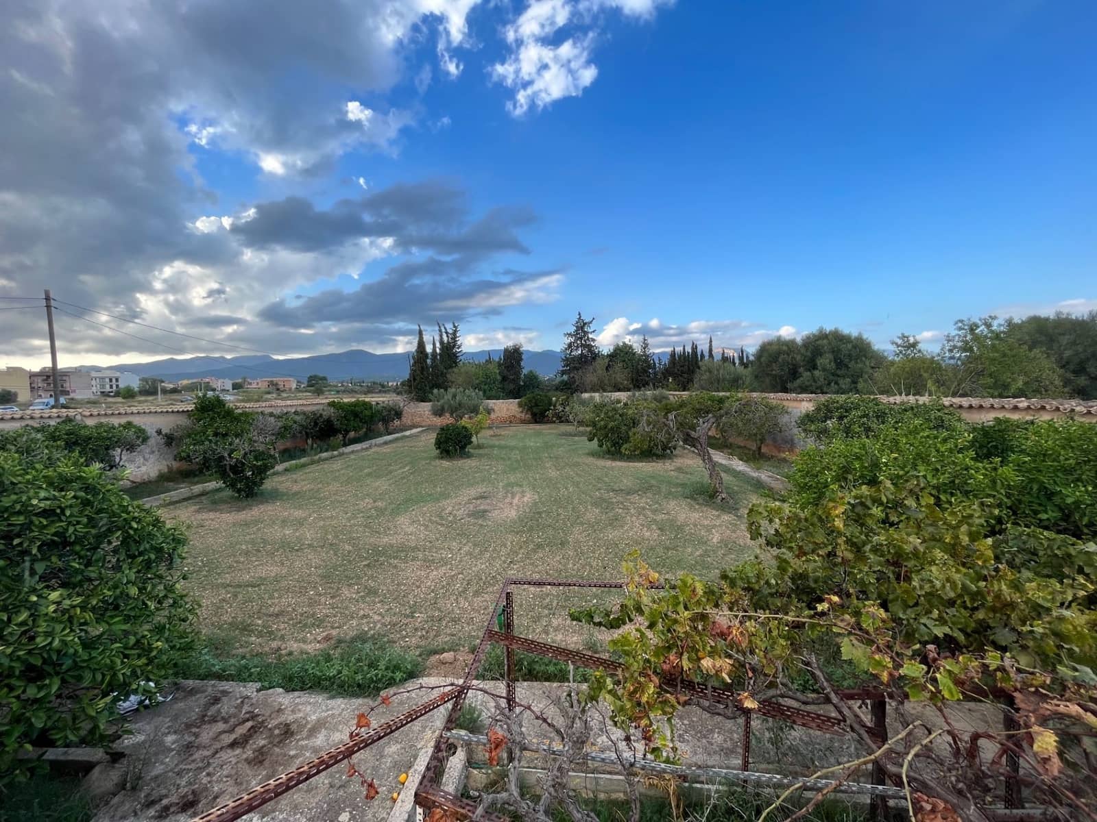 8 soverom Villa til salgs i Santa Maria del Cami med svømmebasseng garasje - € 1 200 000 (Ref: 8544459)