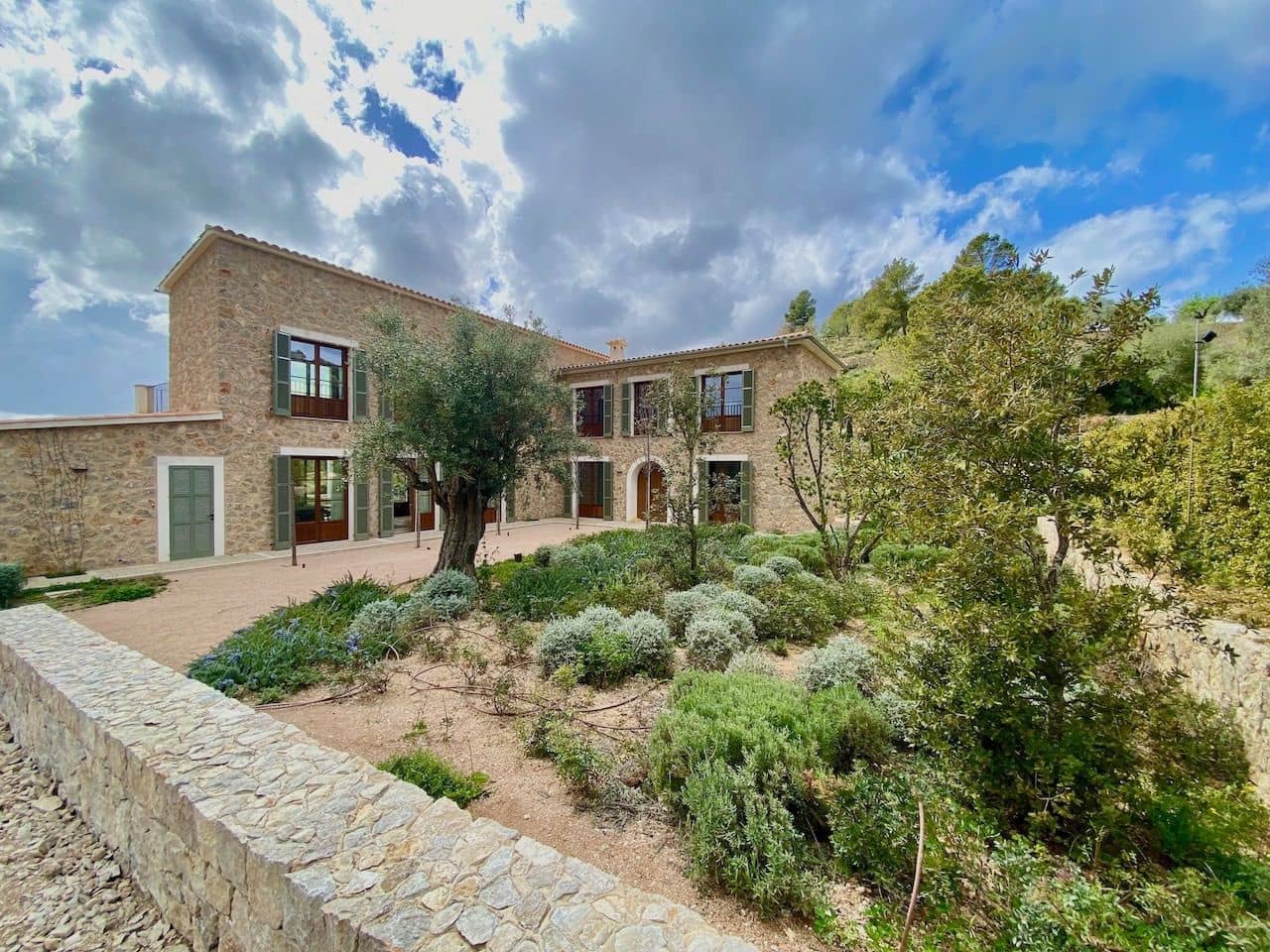 6 quarto Moradia para venda em Alaro com piscina - 6 425 000 € (Ref: 8553895)