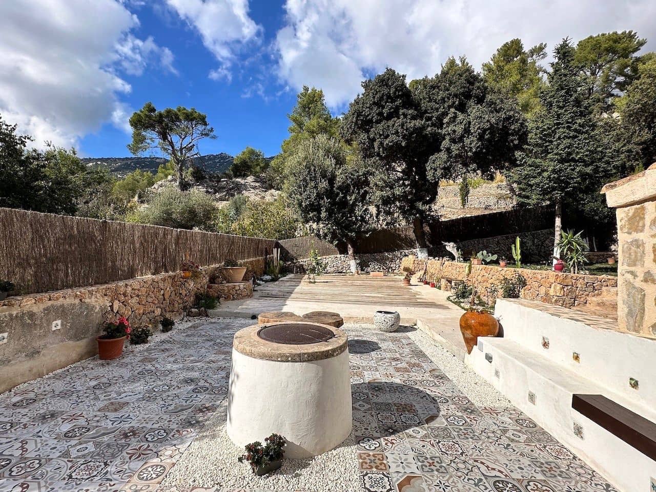 2 slaapkamer Villa te koop in Orient - € 630.000 (Ref: 8599259)