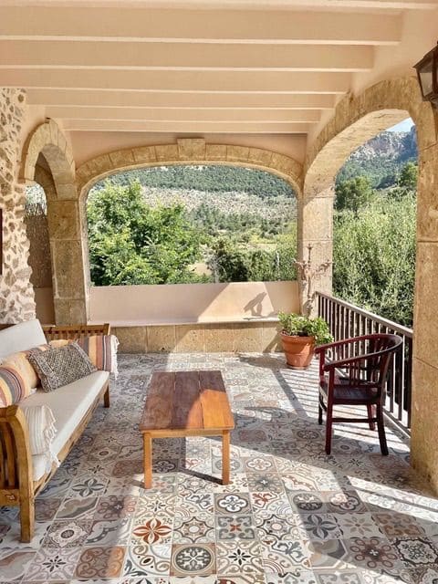 4 soveværelse Villa til salg i Bunyola - € 680.000 (Ref: 8608064)