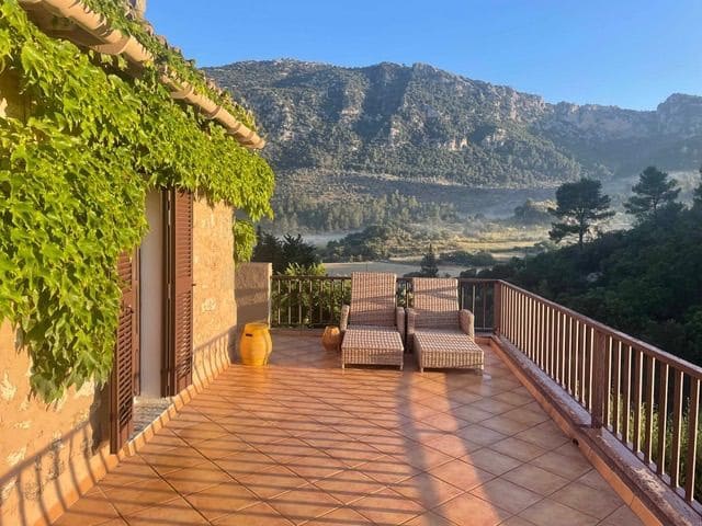 4 soveværelse Villa til salg i Bunyola - € 680.000 (Ref: 8608064)