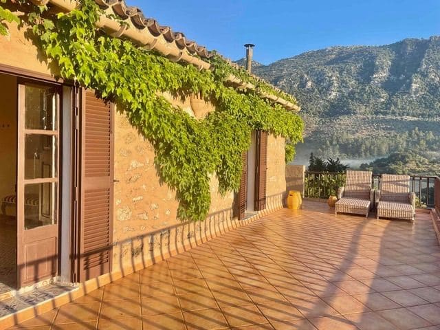 4 soveværelse Villa til salg i Bunyola - € 680.000 (Ref: 8608064)