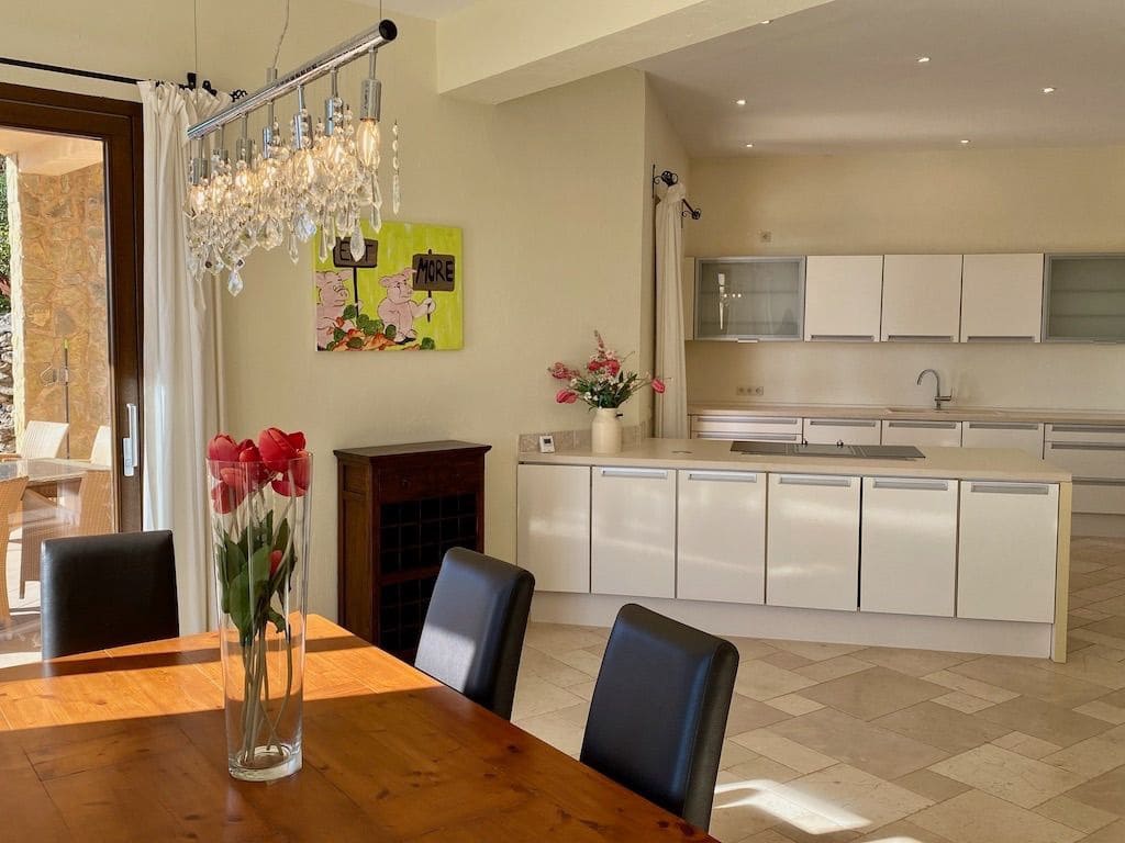 Chalet de 9 habitaciones en Alaró en venta con piscina - 5.800.000 € (Ref: 8824677)