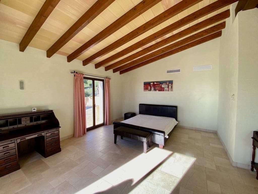 Chalet de 9 habitaciones en Alaró en venta con piscina - 5.800.000 € (Ref: 8824677)