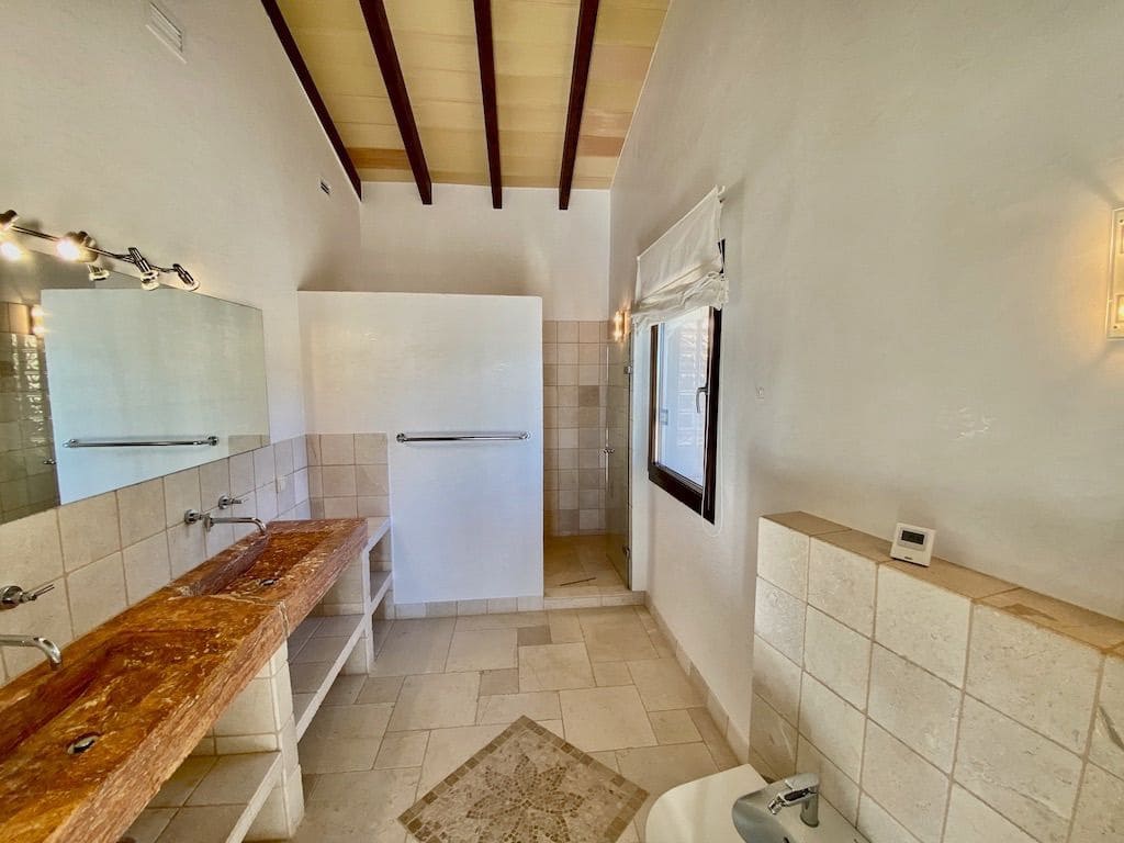 Chalet de 9 habitaciones en Alaró en venta con piscina - 5.800.000 € (Ref: 8824677)