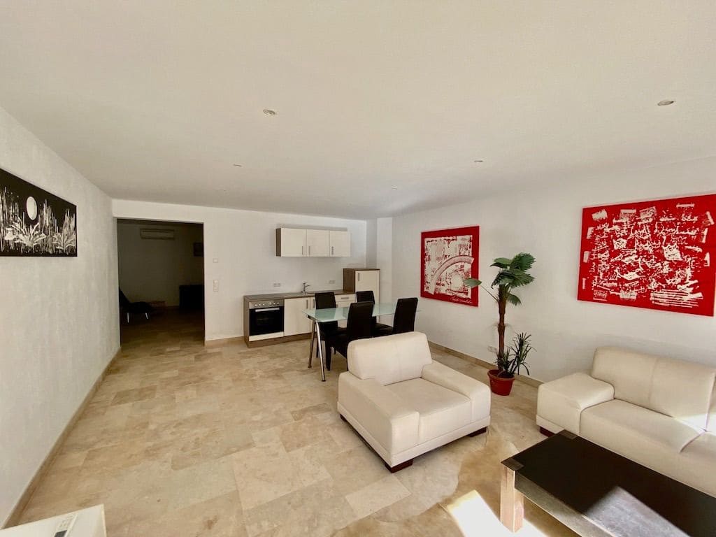 Chalet de 9 habitaciones en Alaró en venta con piscina - 5.800.000 € (Ref: 8824677)