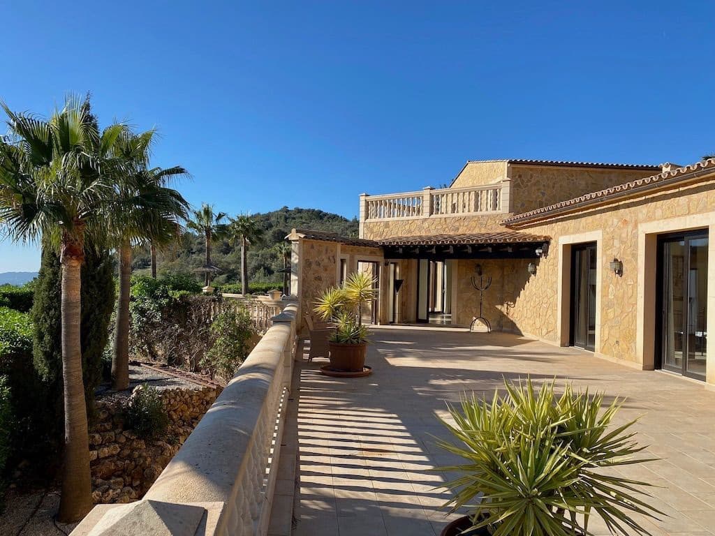 Chalet de 9 habitaciones en Alaró en venta con piscina - 5.800.000 € (Ref: 8824677)