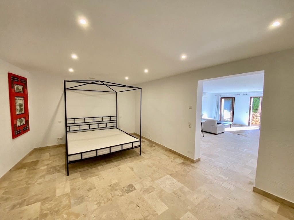 Chalet de 9 habitaciones en Alaró en venta con piscina - 5.800.000 € (Ref: 8824677)