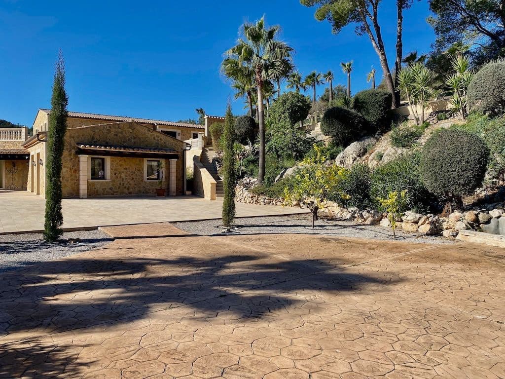 Chalet de 9 habitaciones en Alaró en venta con piscina - 5.800.000 € (Ref: 8824677)