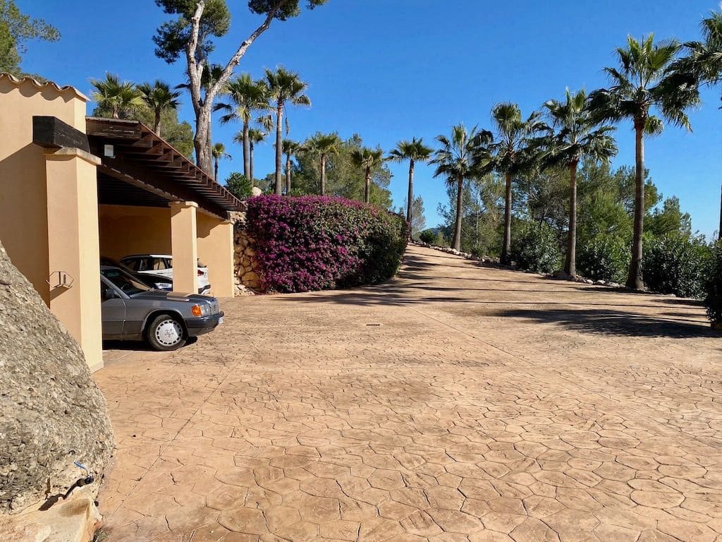 Chalet de 9 habitaciones en Alaró en venta con piscina - 5.800.000 € (Ref: 8824677)