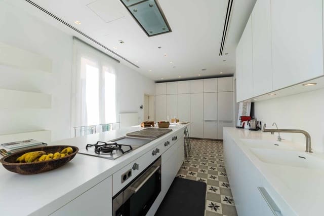 4 bedroom Penthouse for rent in La Missió, Palma de Mallorca with garage - € 5,700 (Ref: 8988106)