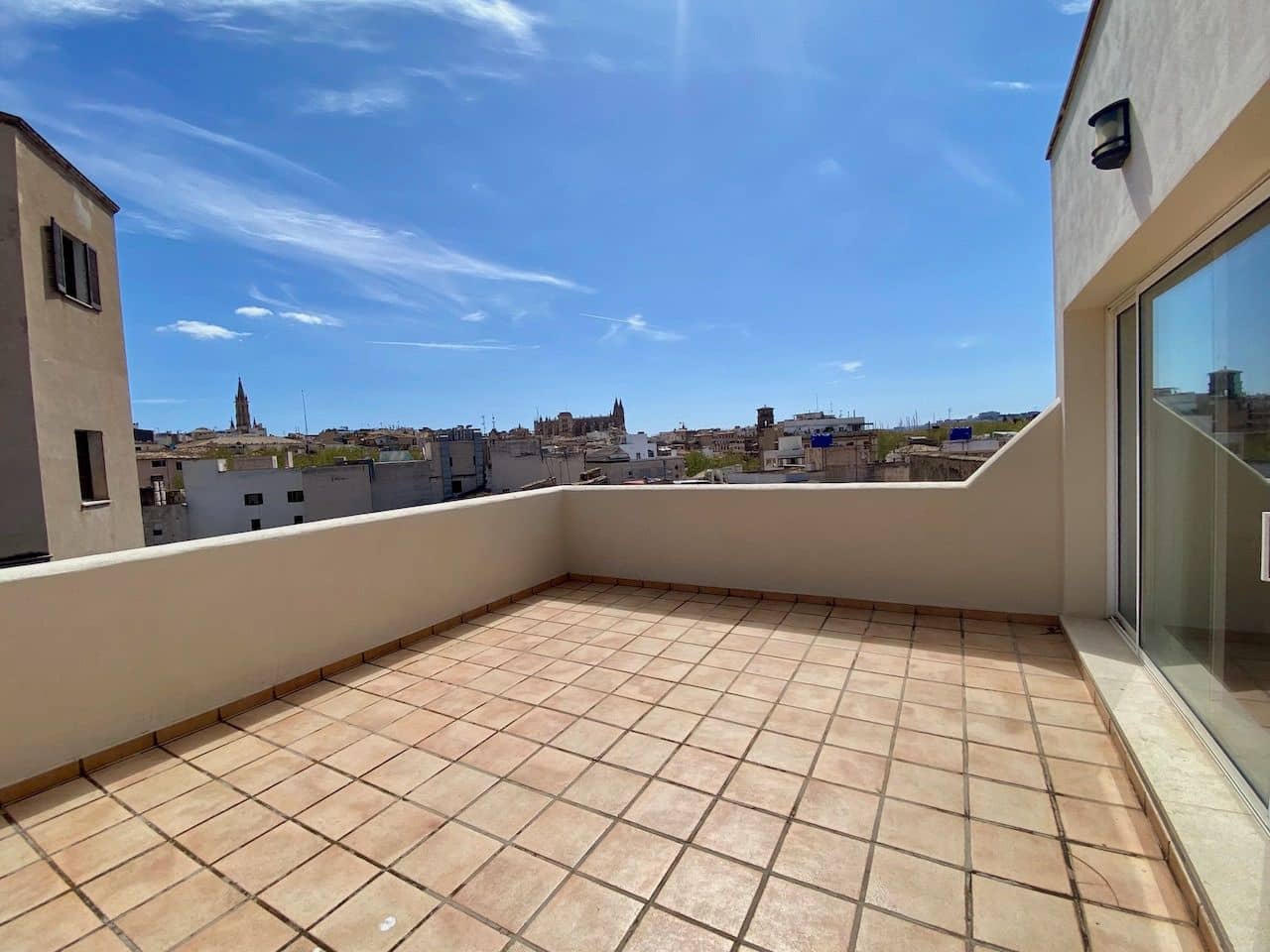 4 bedroom Penthouse for rent in Palma de Mallorca with garage - € 5,700 (Ref: 8988106)