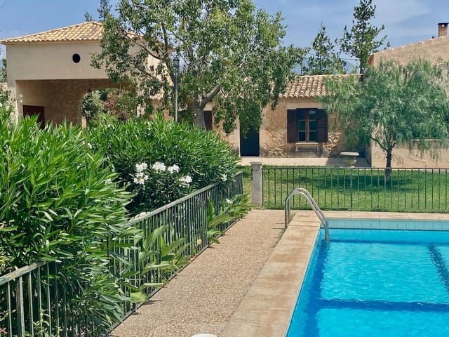 Chalet de 4 habitaciones en Santa María del Camí en venta con piscina garaje - 3.750.000 € (Ref: 9057332)