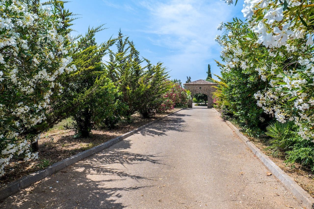 4 soverom Villa til salgs i Santa Maria del Cami med svømmebasseng garasje - € 3 750 000 (Ref: 9057332)