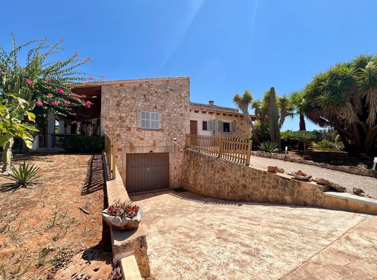 3 soveværelse Villa til salg i Santanyi med swimmingpool garage - € 1.975.000 (Ref: 9153630)