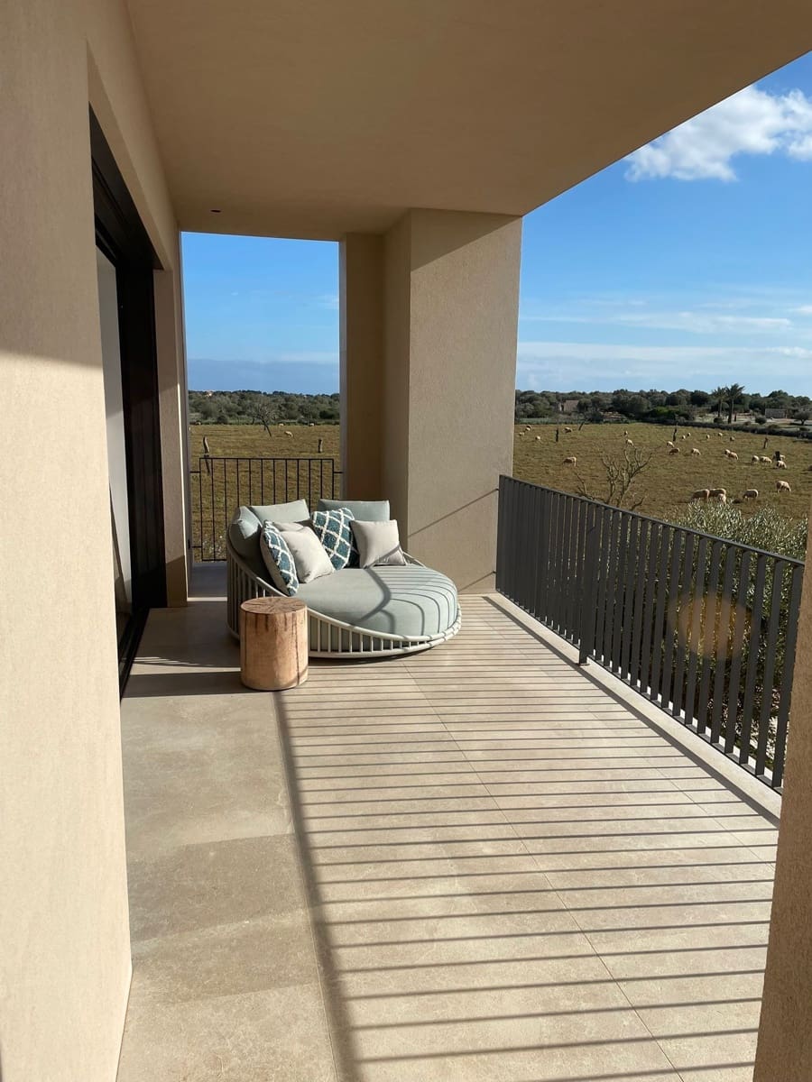 4 slaapkamer Villa te koop in Santanyi met zwembad garage - € 7.500.000 (Ref: 9189029)