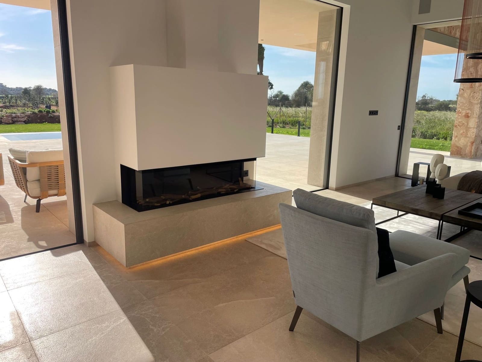 4 slaapkamer Villa te koop in Santanyi met zwembad garage - € 7.500.000 (Ref: 9189029)