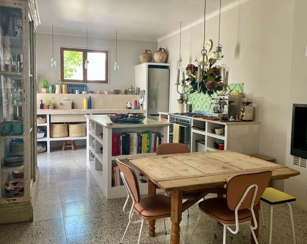 5 soverom Villa til salgs i Binissalem med svømmebasseng - € 1 980 000 (Ref: 9265173)