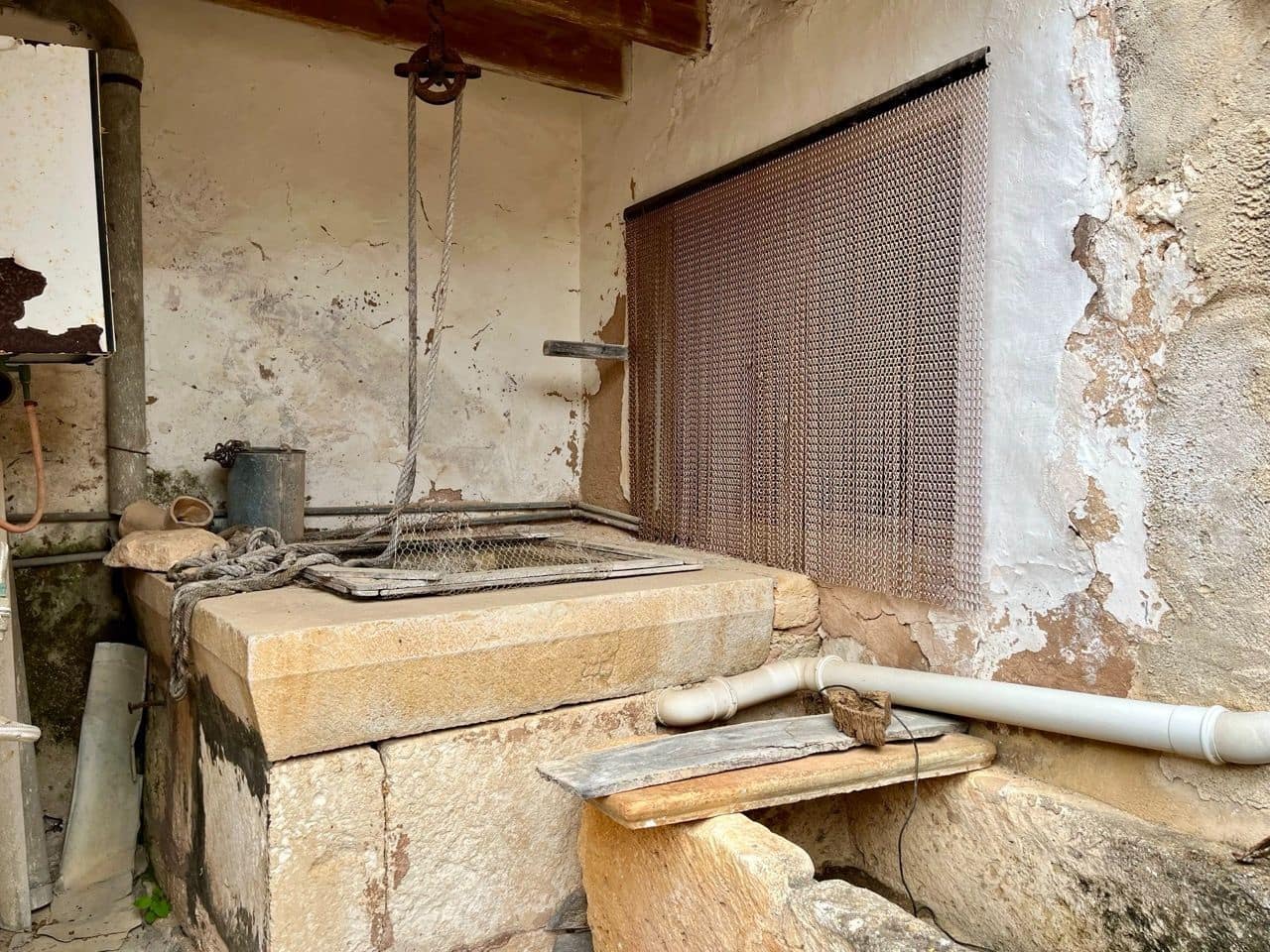 7 bedroom Villa for sale in Sencelles with pool garage - € 445,000 (Ref: 9284093)