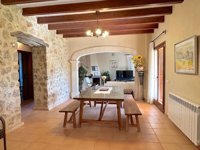 Chalet de 4 habitaciones en Selva en venta con piscina garaje - 2.500.000 € (Ref: 9353200)