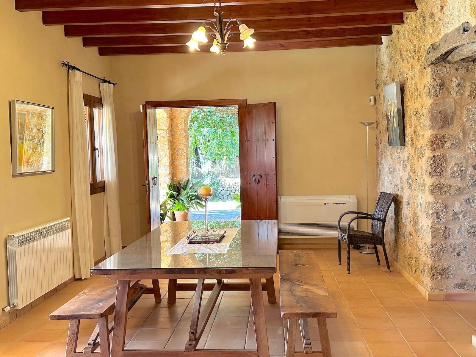 4 makuuhuone Huvila myytävänä paikassa Selva mukana uima-altaan 
autotalli - 2 500 000 € (Ref: 9353200)