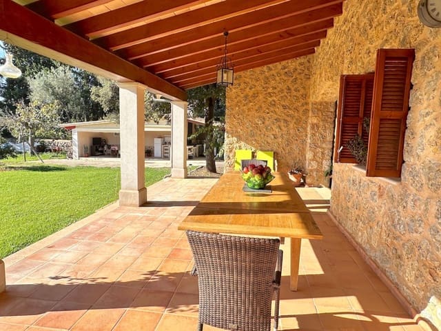 Chalet de 4 habitaciones en Selva en venta con piscina garaje - 2.500.000 € (Ref: 9353200)