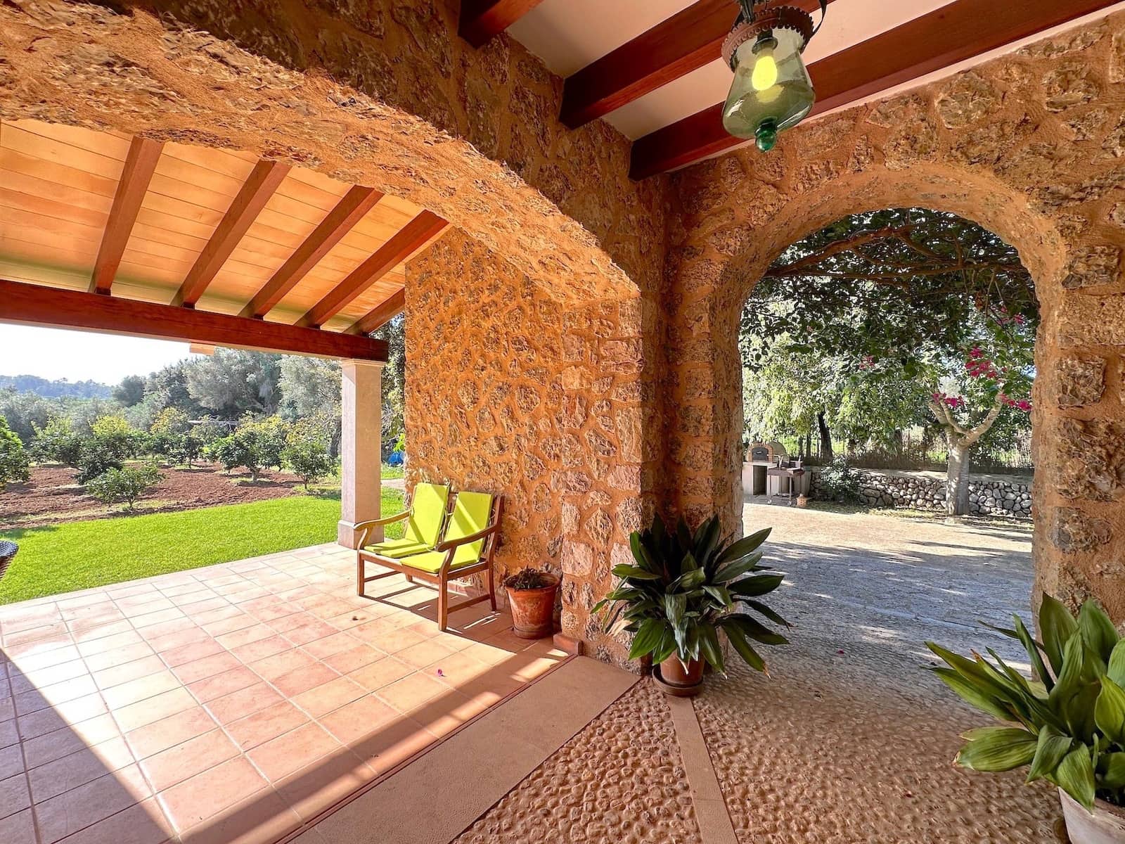 4 makuuhuone Huvila myytävänä paikassa Selva mukana uima-altaan 
autotalli - 2 500 000 € (Ref: 9353200)