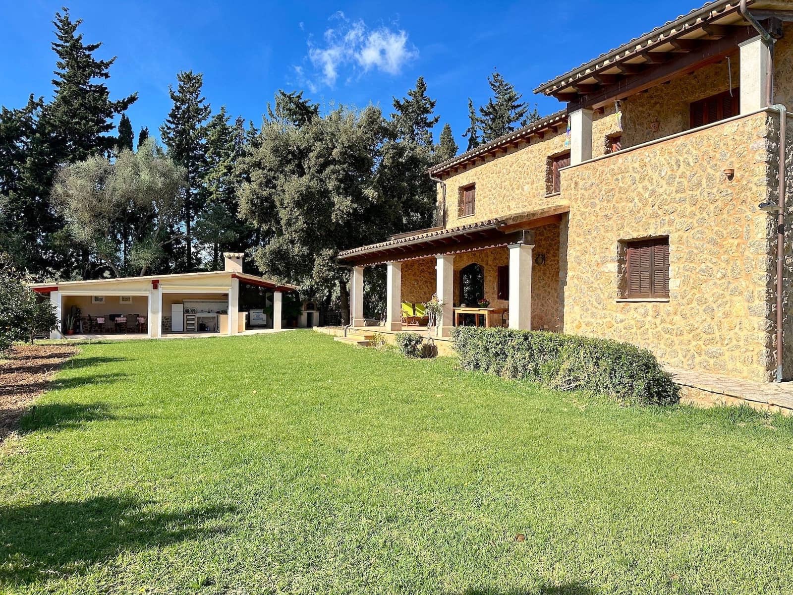 4 makuuhuone Huvila myytävänä paikassa Selva mukana uima-altaan 
autotalli - 2 500 000 € (Ref: 9353200)