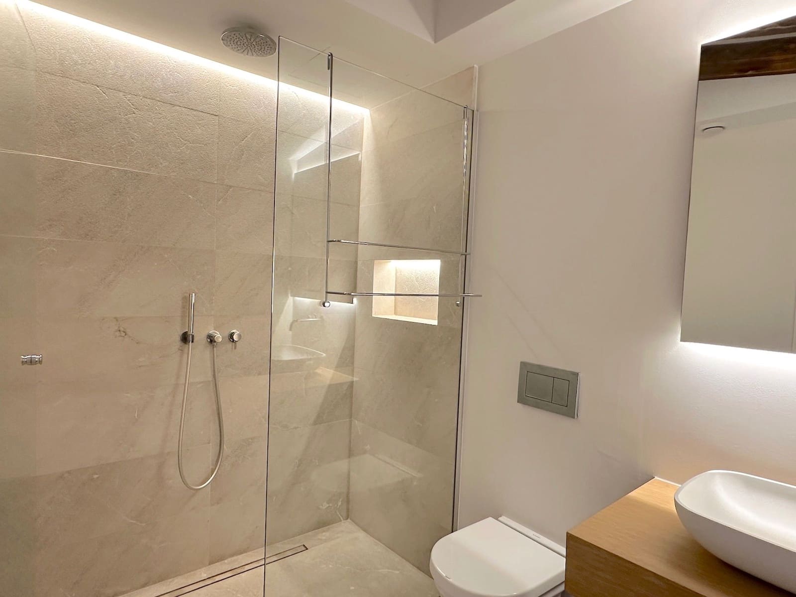 3 slaapkamer Appartement te koop in Santa Maria del Cami met zwembad garage - € 895.000 (Ref: 9358905)