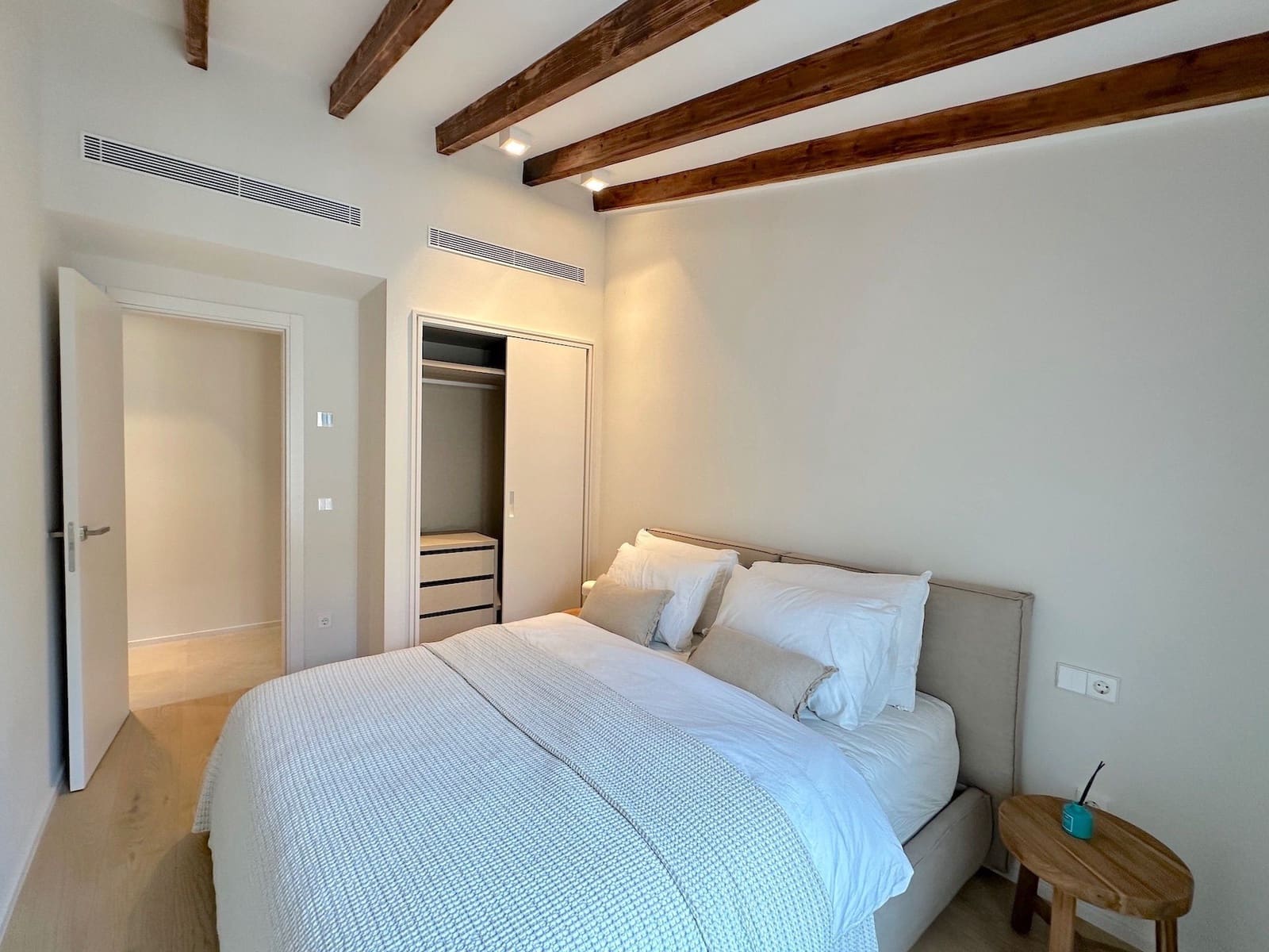 3 slaapkamer Appartement te koop in Santa Maria del Cami met zwembad garage - € 895.000 (Ref: 9358905)
