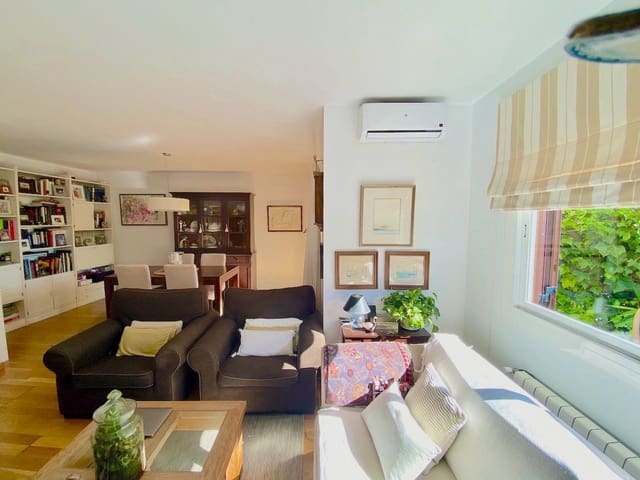 4 bedroom Villa for sale in El Secar de la Real, Palma de Mallorca with garage - € 1,100,000 (Ref: 9377835)