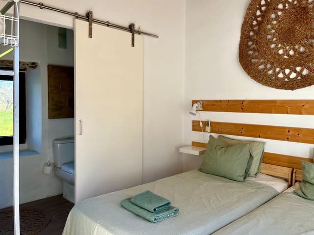 2 sypialnia Willa na sprzedaż w Campanet z basenem garażem - 695 000 € (Ref: 9498090)