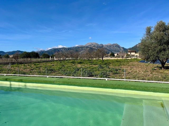 Chalet de 2 habitaciones en Campanet en venta con piscina garaje - 595.000 € (Ref: 9498090)