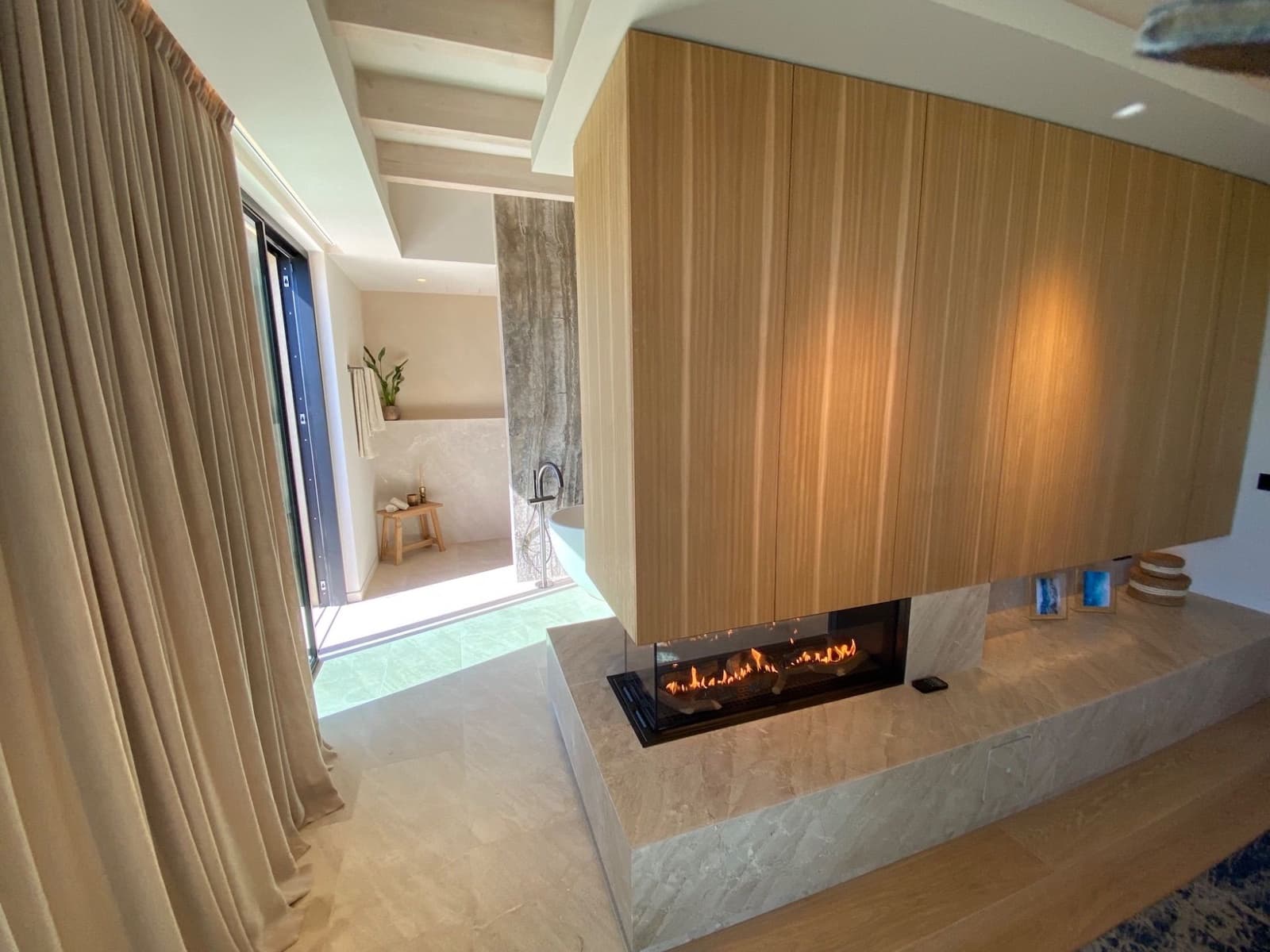 4 bedroom Villa for sale in Santa Maria del Cami with pool garage - € 2,500,000 (Ref: 9690060)