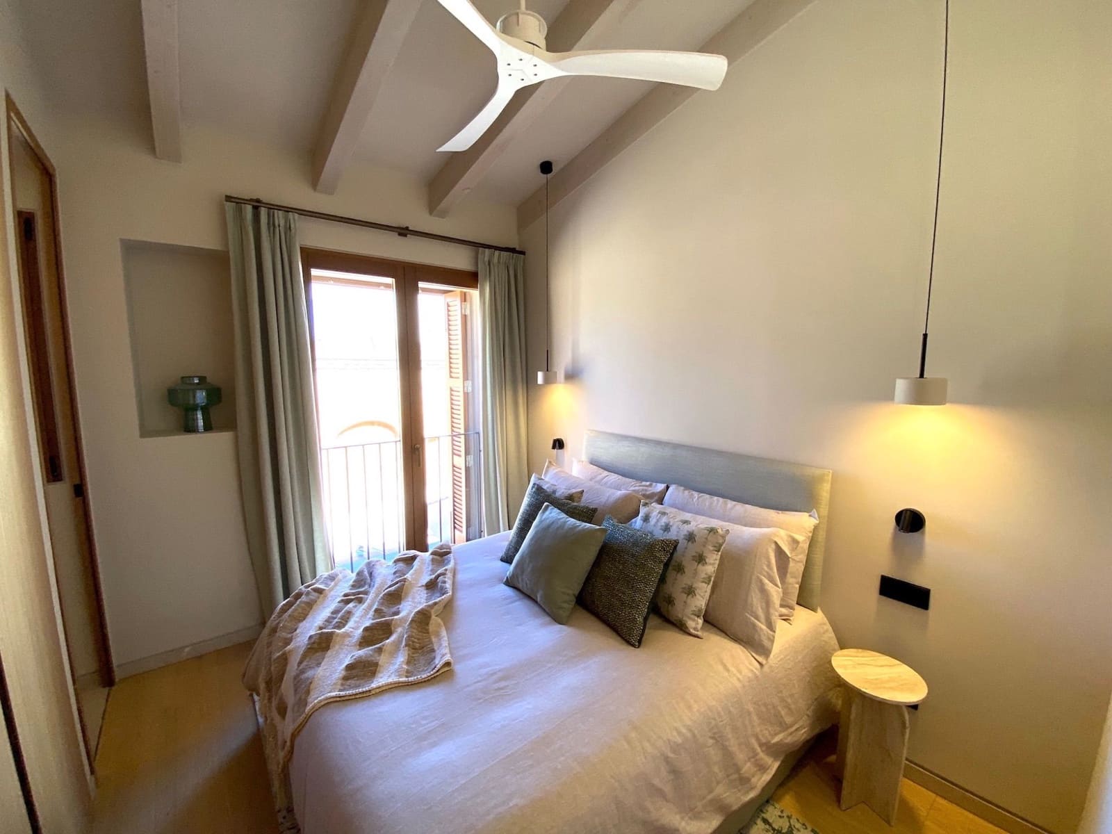 4 bedroom Villa for sale in Santa Maria del Cami with pool garage - € 2,500,000 (Ref: 9690060)