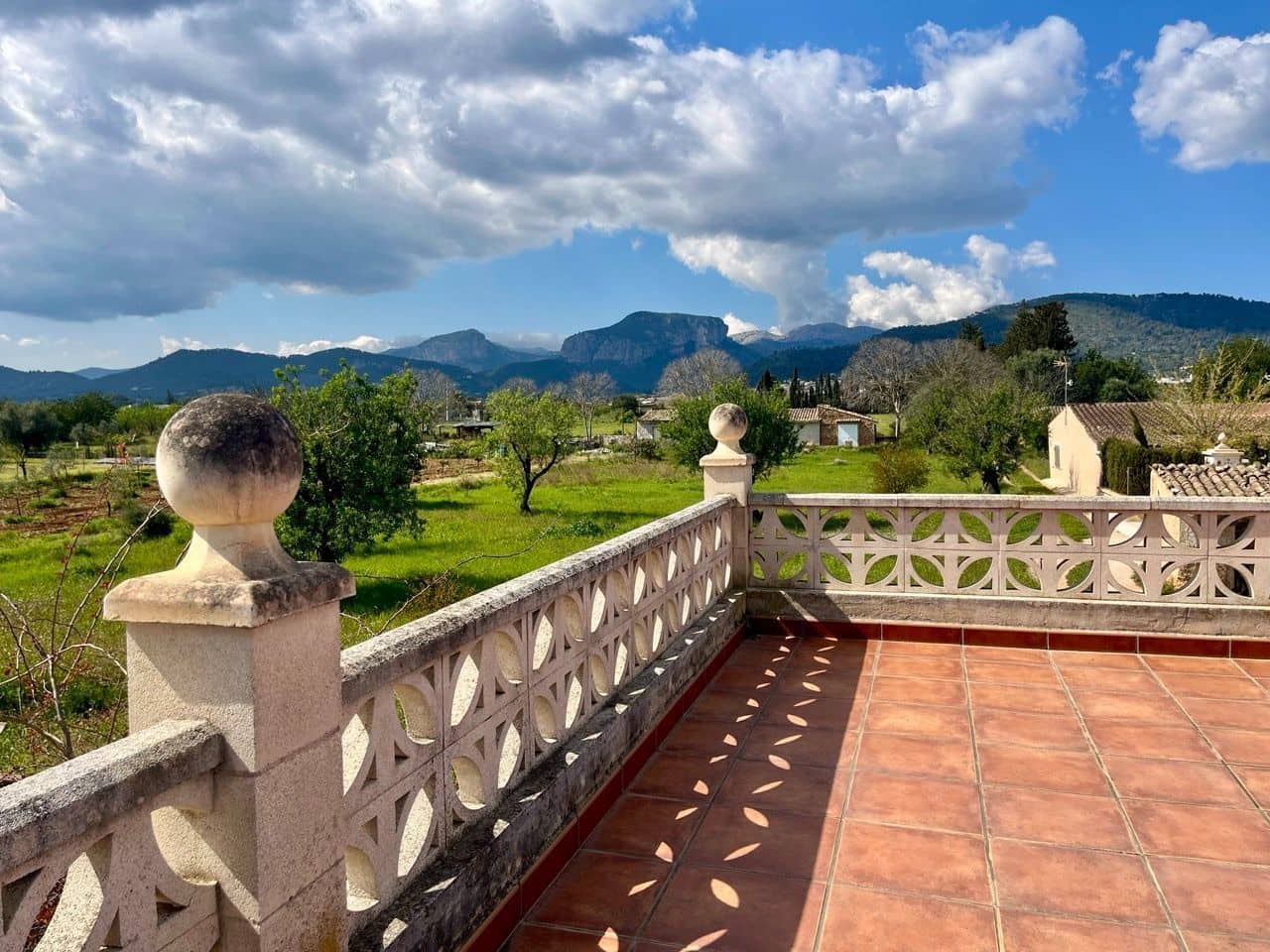 7 bedroom Villa for sale in Inca with pool garage - € 950,000 (Ref: 9728588)